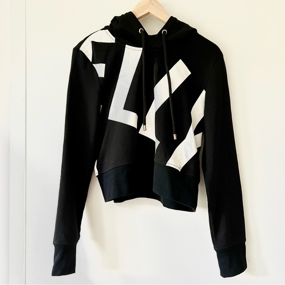 NEW🌟Elly Pistol Black Hoodie - Picture 1 of 9